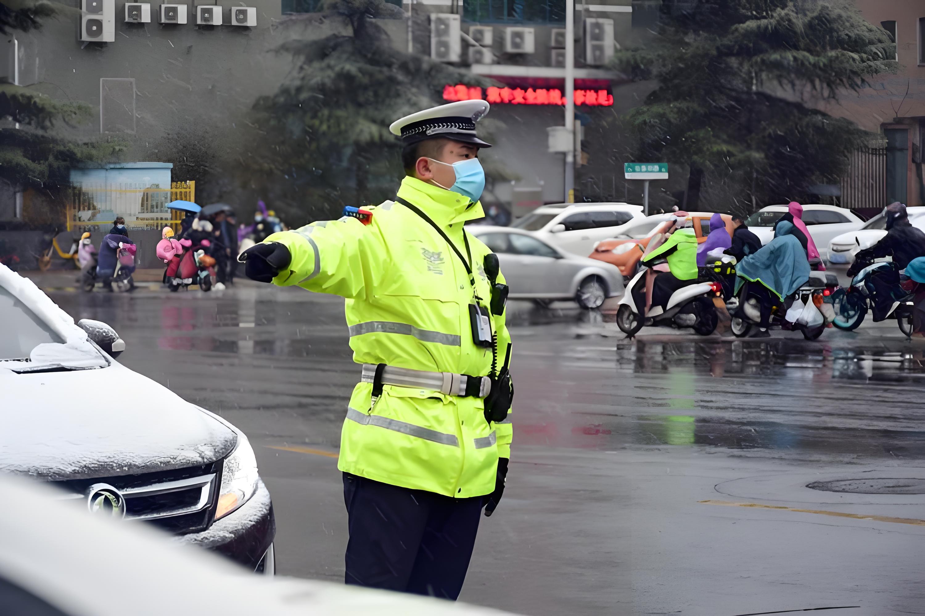 反光勞保服的重要性：守護作業(yè)人員生命安全