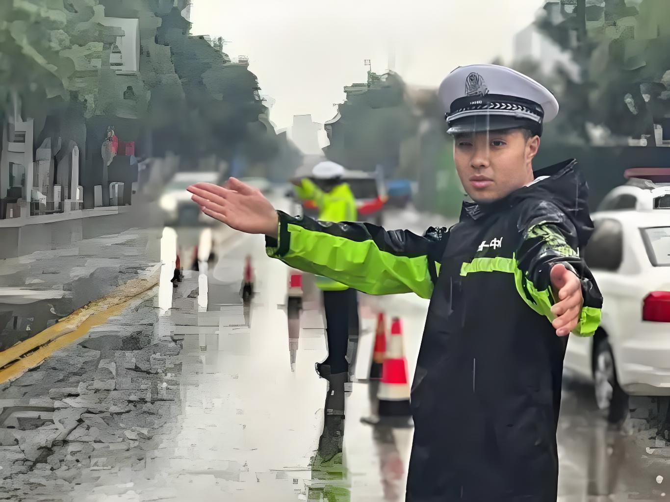 春亞紡反光雨衣套裝：六大核心設(shè)計(jì)特性